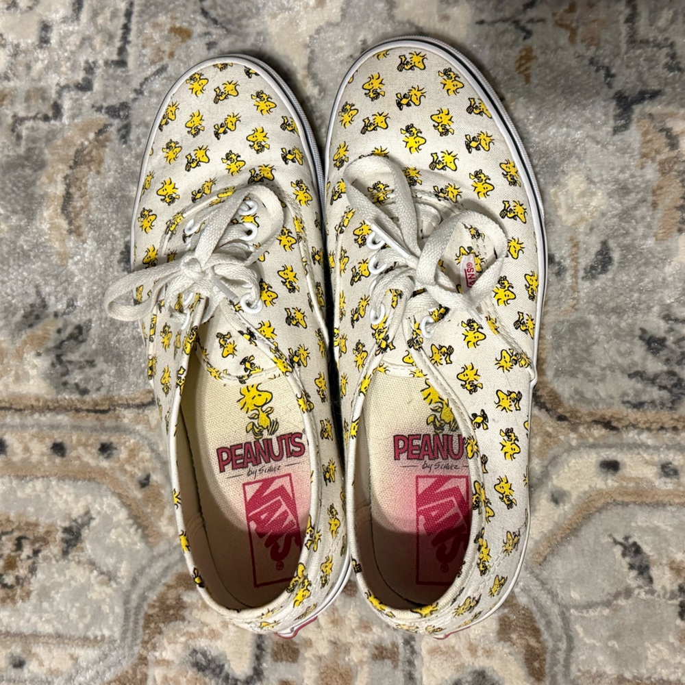 Peanuts Vans - White with Woodstock Character